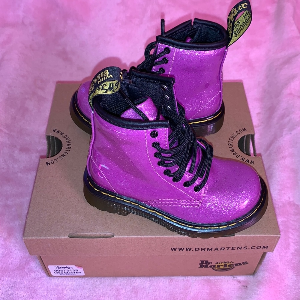 NEVER WORN Toddler Dr Martens
